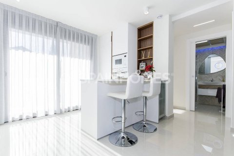 Penthouse for sale Torrevieja, Alicante, Spain 2 bedrooms, 63 sq.m. No. 120414 - photo 18