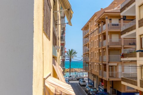 Apartamento en venta Torrevieja, Alicante, España 3 dormitorios,  No. 125519 - foto 12