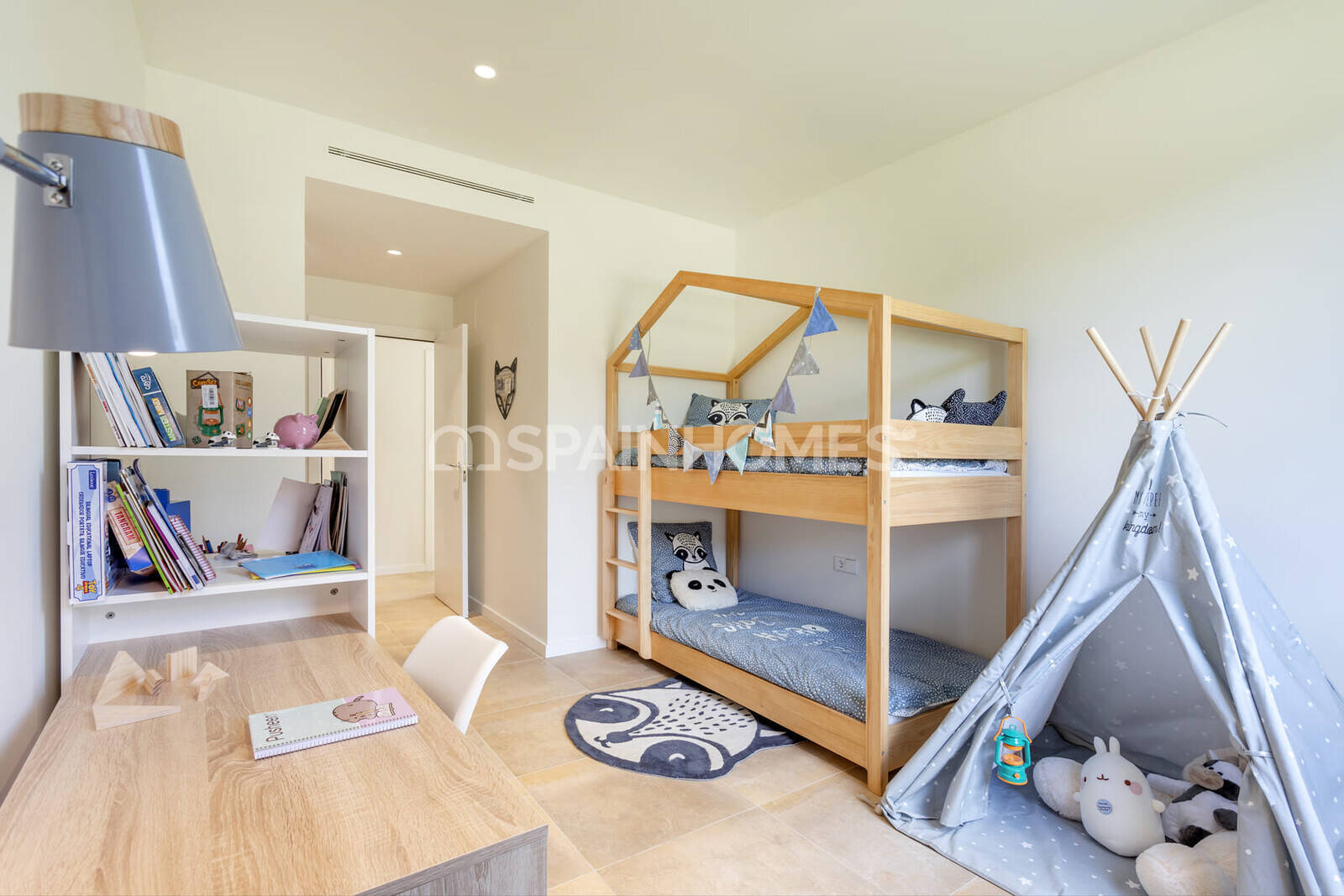 Apartment in Begur, Girona, Spain 4 bedrooms, 121 sq.m. No. 124684