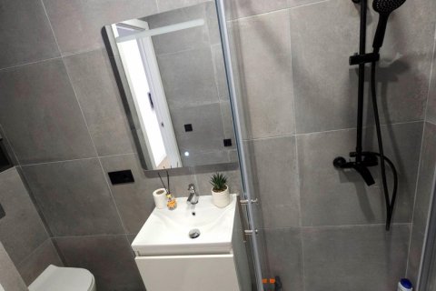 Bungalo pārdošanā Torrevieja, Alicante, Spānijā 1 istaba, 94 m2 Nr. 130630 - attēls 29