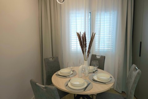 Bungalo pārdošanā Torrevieja, Alicante, Spānijā 1 istaba, 94 m2 Nr. 130630 - attēls 12