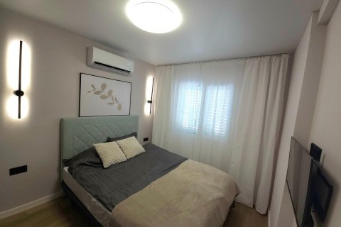 Bungalo pārdošanā Torrevieja, Alicante, Spānijā 1 istaba, 94 m2 Nr. 130630 - attēls 24