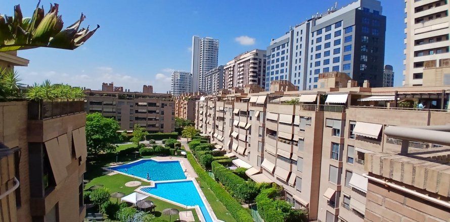 Penthauss Valencia, Spānijā 3 istabas, 200 m2 Nr. 130627