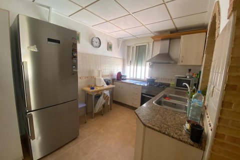 Hus till salu Torrevieja, Alicante, Spanien 3 sovrum, 80 kvm. Nr. 130594 - foto 15