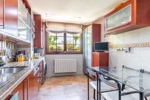 Продажа дома в Мадрид, Испания 5 спален, 210м2 №121996 - фото 7