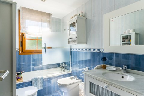 Продажа дома в Мадрид, Испания 5 спален, 210м2 №121996 - фото 22