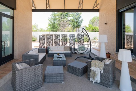 Villa till salu Valdetorres de Jarama, Madrid, Spanien 4 sovrum, 654 kvm. Nr. 121997 - foto 1
