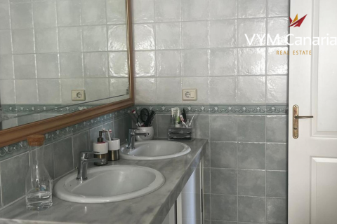 Продажа дуплекса в Коста-дель-Силенсио, Тенерифе, Испания 3 спальни, 113м2 №122129 - фото 16