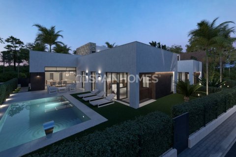 Продажа виллы в Торре-Пачеко, Мурсия, Испания 3 спальни, 133м2 №120594 - фото 1