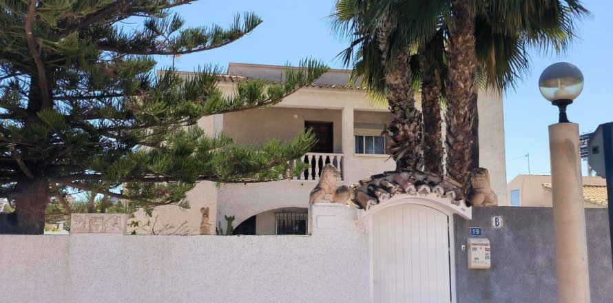 Townhouse Cabo Roig, Alicante, Spanien 7 Schlafzimmer, 200 m2 Nr. 125849