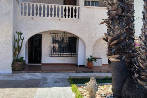 Townhouse zum Verkauf Cabo Roig, Alicante, Spanien 7 Schlafzimmer, 200 m2 Nr. 125849 - Foto 4