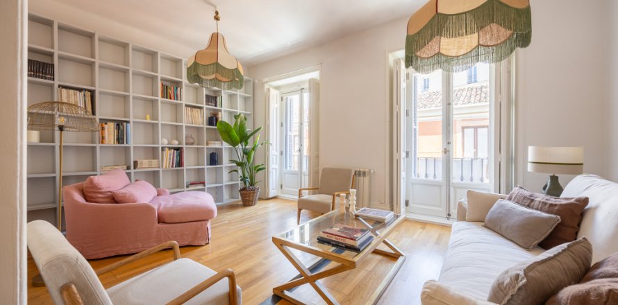 Квартира в Мадрид, Испания 3 спальни, 123м2 №122090