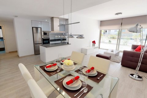 Продажа бунгало в Сан-Мигель-де-Салинас, Аликанте, Испания 3 спальни, 98м2 №122983 - фото 15