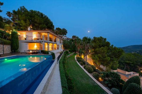 Villa pārdošanā Son Vida, Mallorca, Spānijā 4 istabas, 453 m2 Nr. 131019 - attēls 1