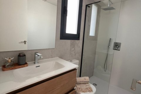 Продажа пентхауса Сан-Хавьер, Мурсия, Испания 3 спальни, 94м2 №132407 - фото 25