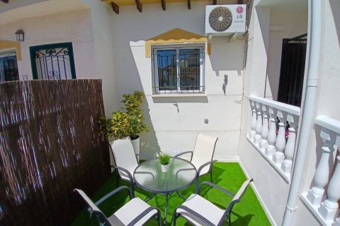Casa adosada en venta La Florida, Alicante, España 3 dormitorios, 90 m2 No. 125839 - foto 7