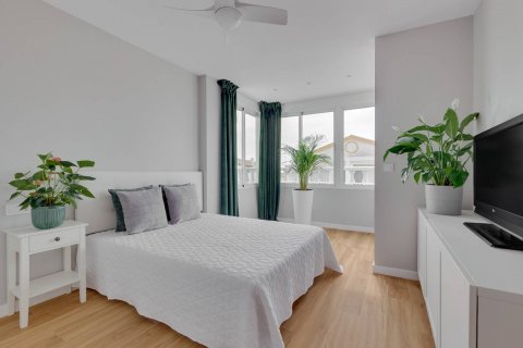 Casa adosada en venta La Florida, Alicante, España 3 dormitorios, 90 m2 No. 125839 - foto 15