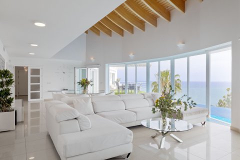 Продажа виллы в Бенальмадена, Малага, Испания 4 спальни, 385м2 №119999 - фото 24