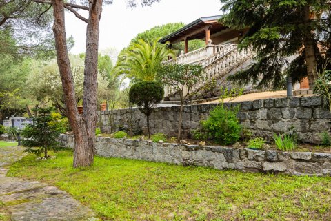 Villa in vendita Torrelodones, Madrid, Spagna 7 camere da letto, 542 mq. N° 119996 - foto 9
