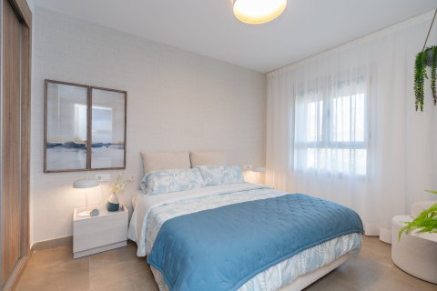 Продажа бунгало в Эстепона, Малага, Испания 2 спальни, 89м2 №123972 - фото 17