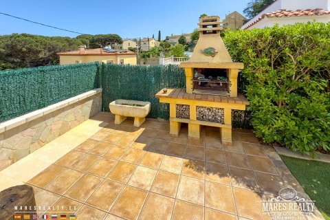 Villa zum Verkauf Lloret de Mar, Girona, Spanien 4 Schlafzimmer, 128 m2 Nr. 128698 - Foto 12
