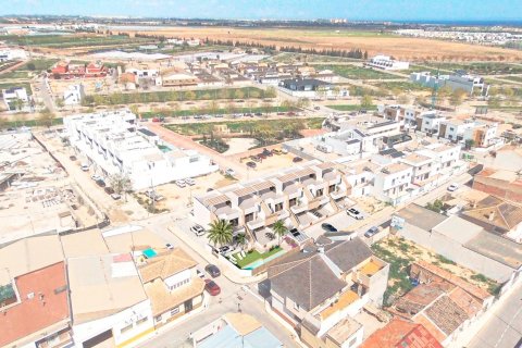 Bungalow zum Verkauf Pilar de la Horadada, Alicante, Spanien 2 Schlafzimmer, 84 m2 Nr. 128330 - Foto 3