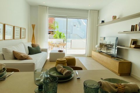 Bungalow for sale Pilar de la Horadada, Alicante, Spain 3 bedrooms, 88 sq.m. No. 128329 - photo 6
