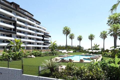 Huoneisto myytävänä San Miguel de Salinas, Alicante, Espanja, 2 makuuhuonetta, 70 m2 No. 128326 - kuva 4