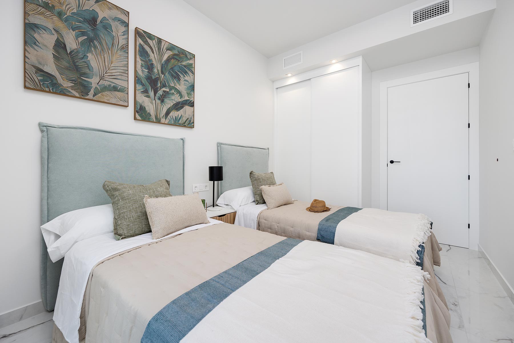 Lägenhet i San Miguel de Salinas, Alicante, Spanien 2 sovrum, 70 kvm. Nr. 128326