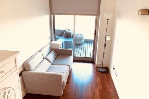 Apartment for sale Barcelona, Spain 3 bedrooms, 115 sq.m. No. 130368 - photo 7