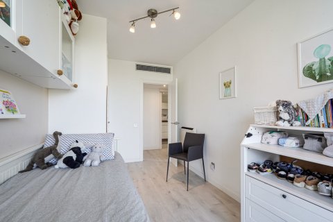Apartment for sale Barcelona, Spain 3 bedrooms, 125 sq.m. No. 130374 - photo 25