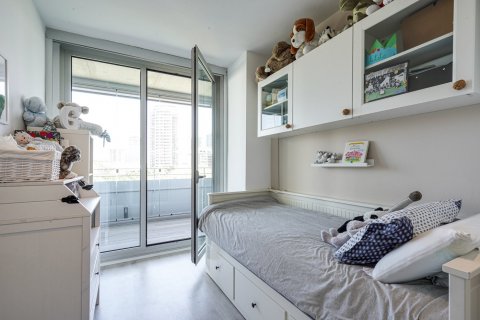Apartment for sale Barcelona, Spain 3 bedrooms, 125 sq.m. No. 130374 - photo 27