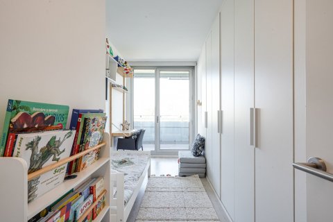 Apartment for sale Barcelona, Spain 3 bedrooms, 125 sq.m. No. 130374 - photo 18