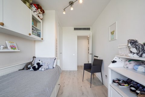 Apartment for sale Barcelona, Spain 3 bedrooms, 125 sq.m. No. 130374 - photo 26
