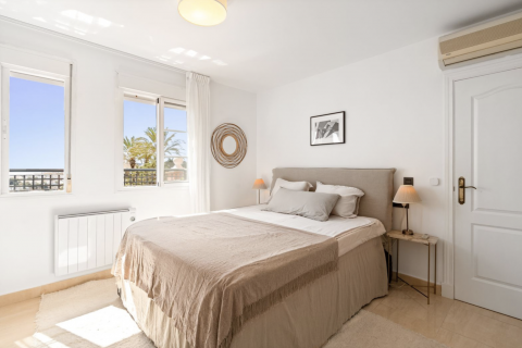 Apartment for sale Manilva, Malaga, Spain 2 bedrooms, 109 sq.m. No. 127495 - photo 9