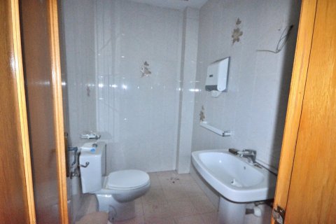 Commercial property for sale Torrevieja, Alicante, Spain 7 bedrooms, 205 sq.m. No. 127263 - photo 25