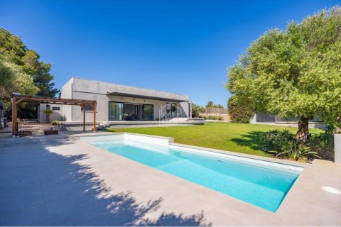 Продажа виллы Сант-Луис, Менорка, Испания 3 спальни, 210м2 №128007 - фото 1