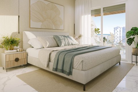 Apartamento en venta en Torrevieja, Alicante, España 2 dormitorios, 91 m2 No. 127631 - foto 4