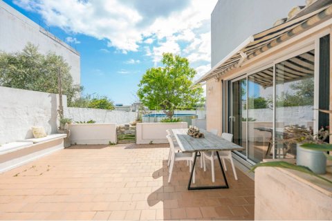 Townhouse for sale Mahon, Menorca, Spain 3 bedrooms, 177 sq.m. No. 127962 - photo 1