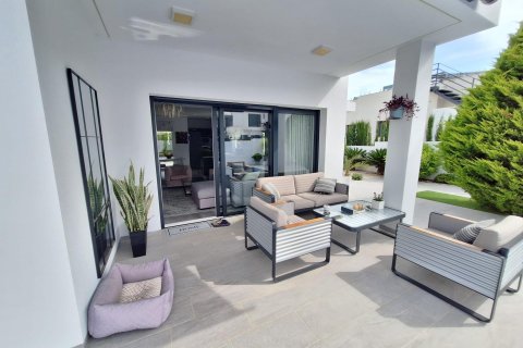 Продажа квартиры Бенихофар, Аликанте, Испания 123м2 №127160 - фото 7