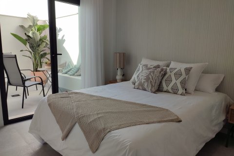 Bungalow for sale Pilar de la Horadada, Alicante, Spain 2 bedrooms,  No. 128804 - photo 6