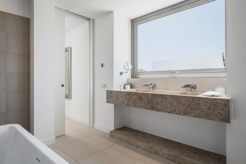 Villa zum Verkauf El Paraiso, Malaga, Spanien 5 Schlafzimmer, 690 m2 Nr. 124222 - Foto 30