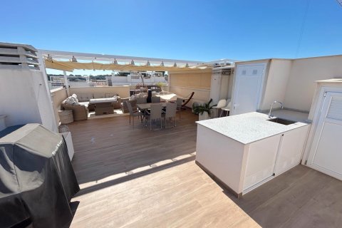 Apartamento en venta Torrevieja, Alicante, España 2 dormitorios, 100 m2 No. 130747 - foto 14