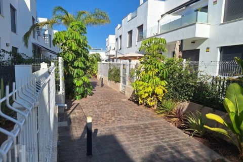 Apartment for sale San Javier, Murcia, Spain 3 bedrooms, 96 sq.m. No. 132701 - photo 24