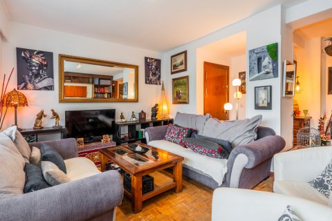 Продажа квартиры в Мадрид, Испания 5 спален, 168м2 №124528 - фото 5