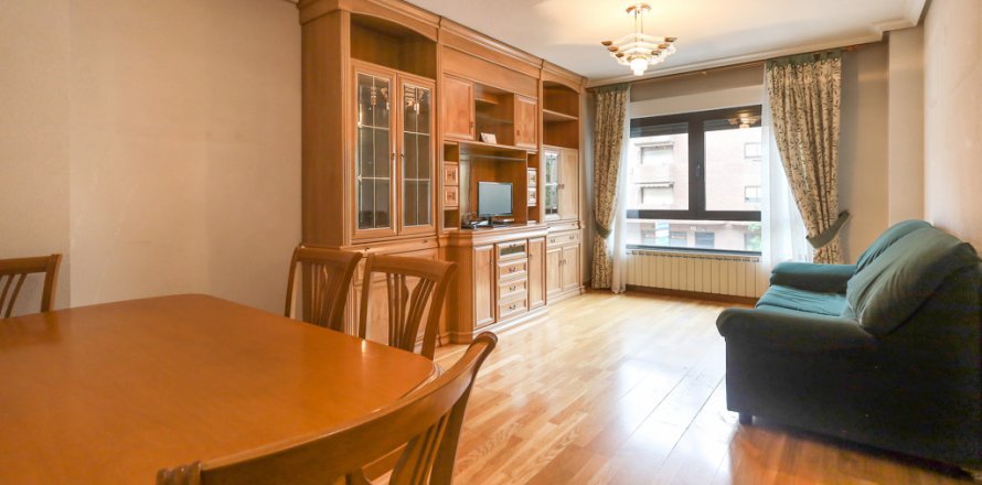 Квартира в Мадрид, Испания 2 спальни, 101м2 №124524