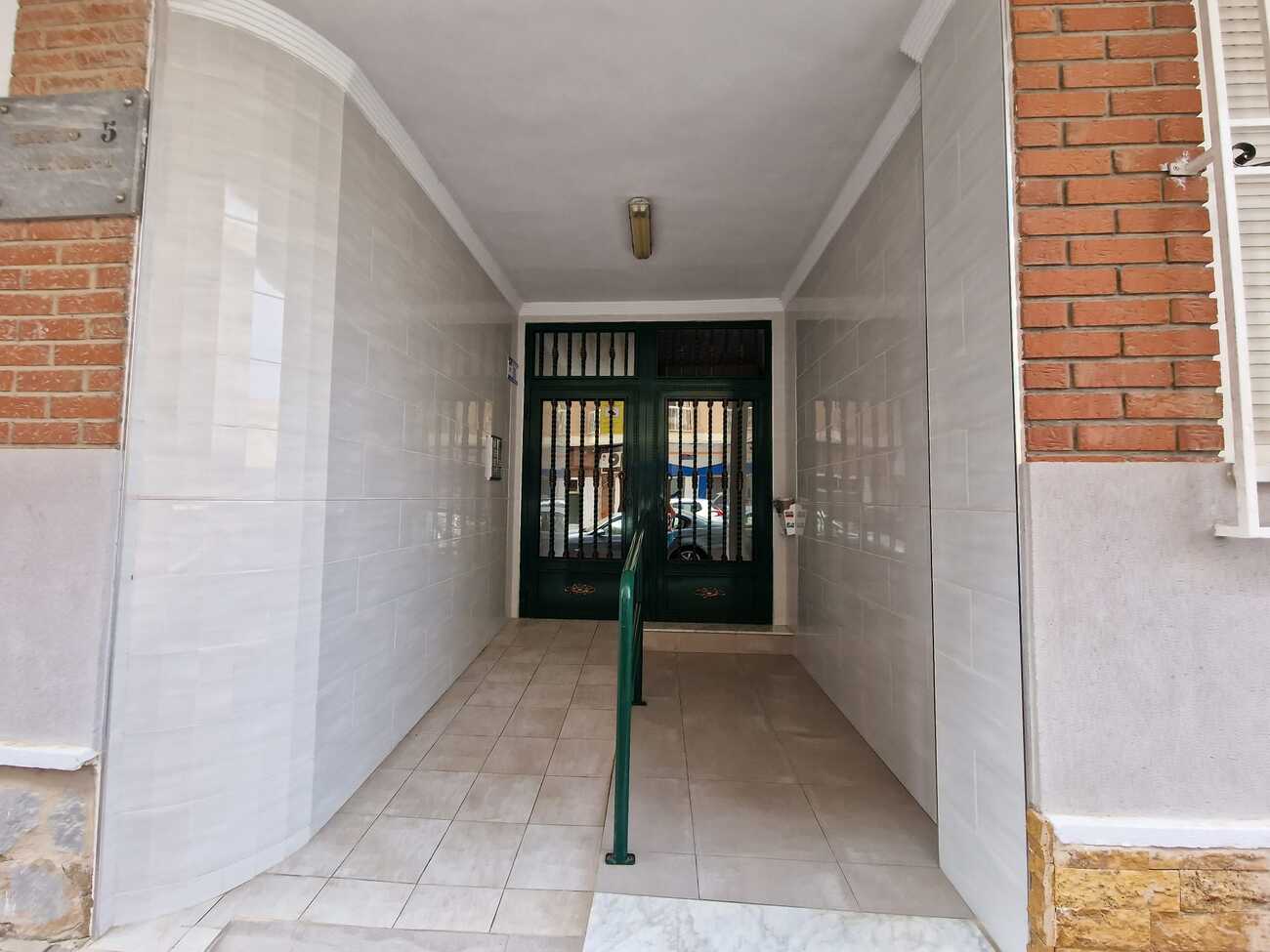 Appartamento a Torrevieja, Alicante, Spagna 3 camere da letto, 110 mq. N° 124851