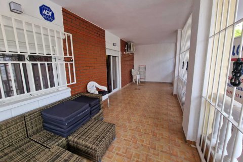 Apartamento en venta Torrevieja, Alicante, España 3 dormitorios, 110 m2 No. 124851 - foto 1