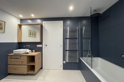 Apartment for rent Palma de Majorca, Mallorca, Spain 3 bedrooms, 256 sq.m. No. 129041 - photo 14