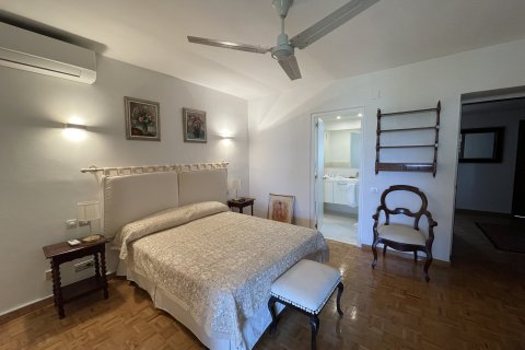 Apartment for rent Palma de Majorca, Mallorca, Spain 3 bedrooms, 256 sq.m. No. 129041 - photo 9